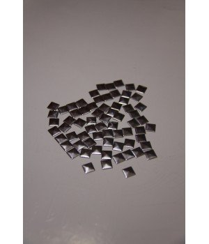 Пайетки клеевые nickel 7х7 мм 1000 шт Пайетки клеевые nickel 7х7 мм 1000 шт